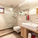 Falkner Appartement *