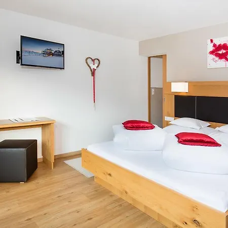 Falkner Апартаменты