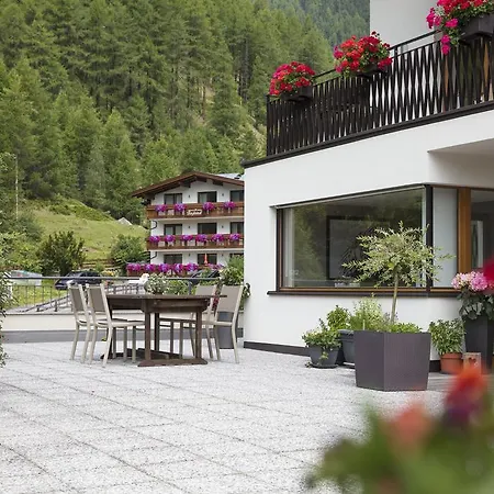 Falkner Lägenhet Sölden